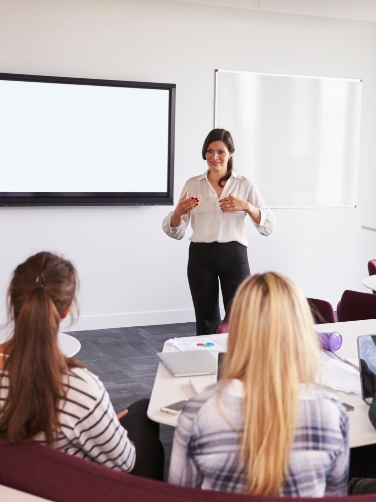 Jak wyglądają studia medyczne we Włoszech w praktyce?