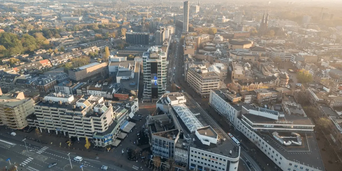 Widok na Eindhoven z lotu ptaka